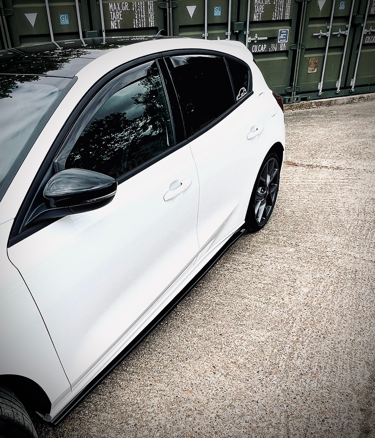 Ford Focus MK4.5 ST - Low Line Kit