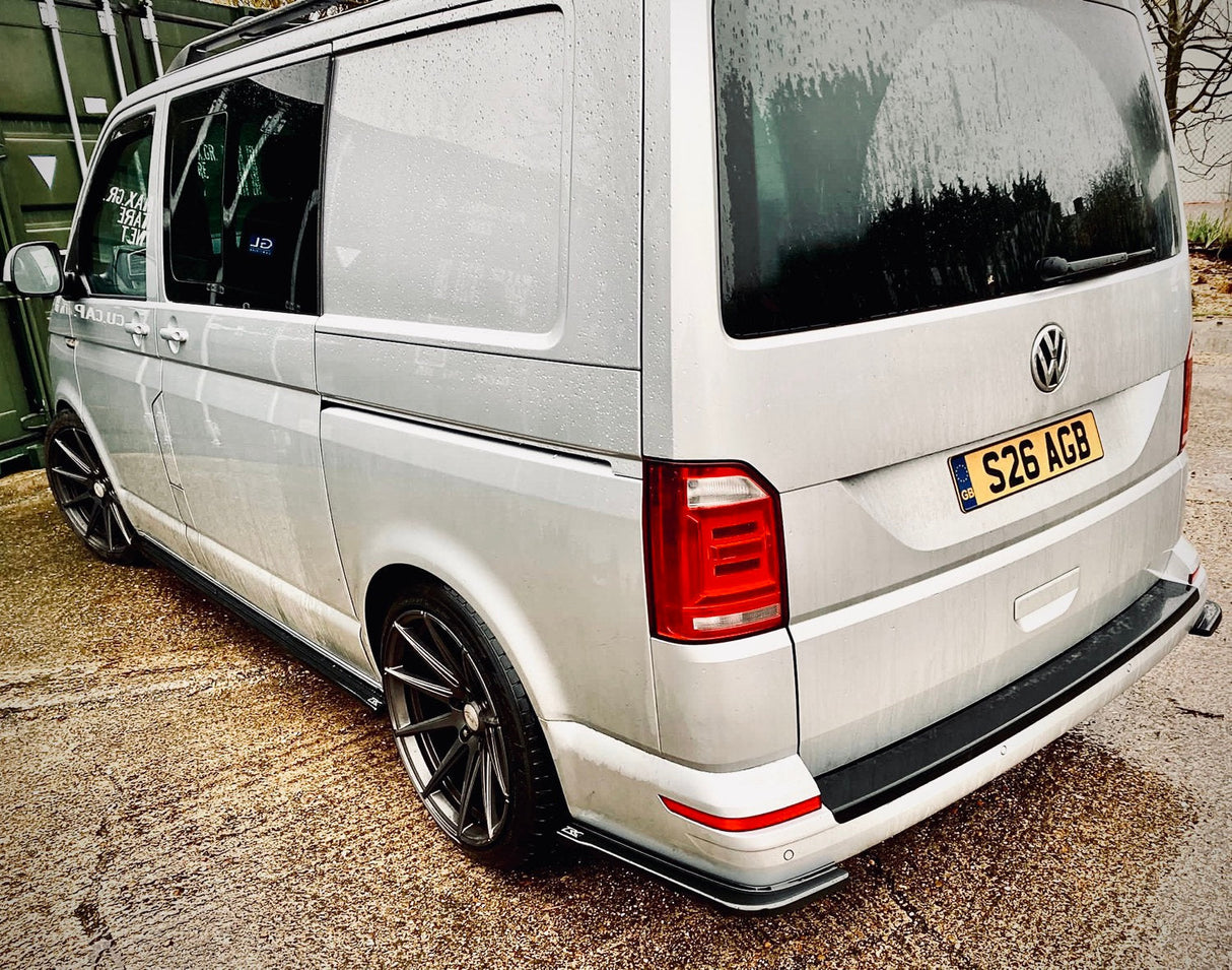 Volkswagen Transporter T6 Non-Sportline Short Wheelbase - Rear Spats