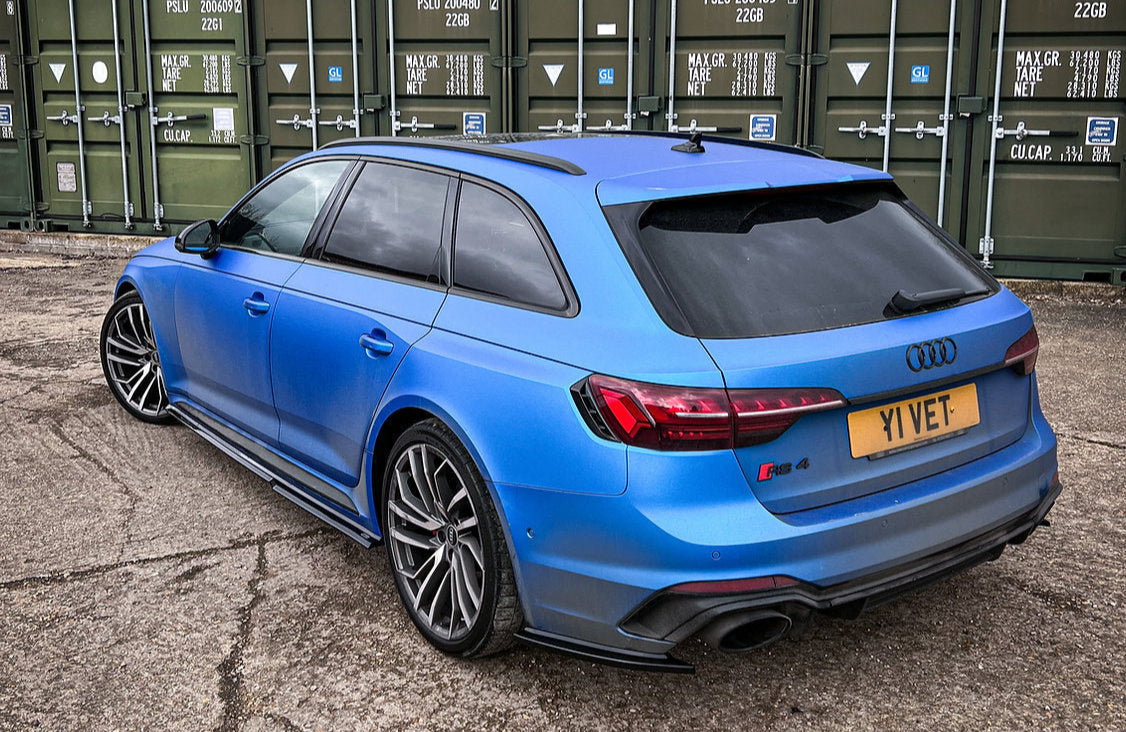 Audi RS4 B9.5 Avant - Side Skirt Splitters