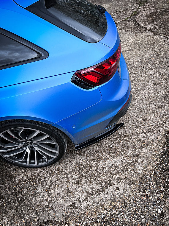 Audi RS4 B9.5 Avant with Centre Blade - Low Line Kit