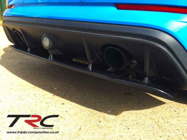 Ford Focus MK3 RS - V2 Low Line Kit