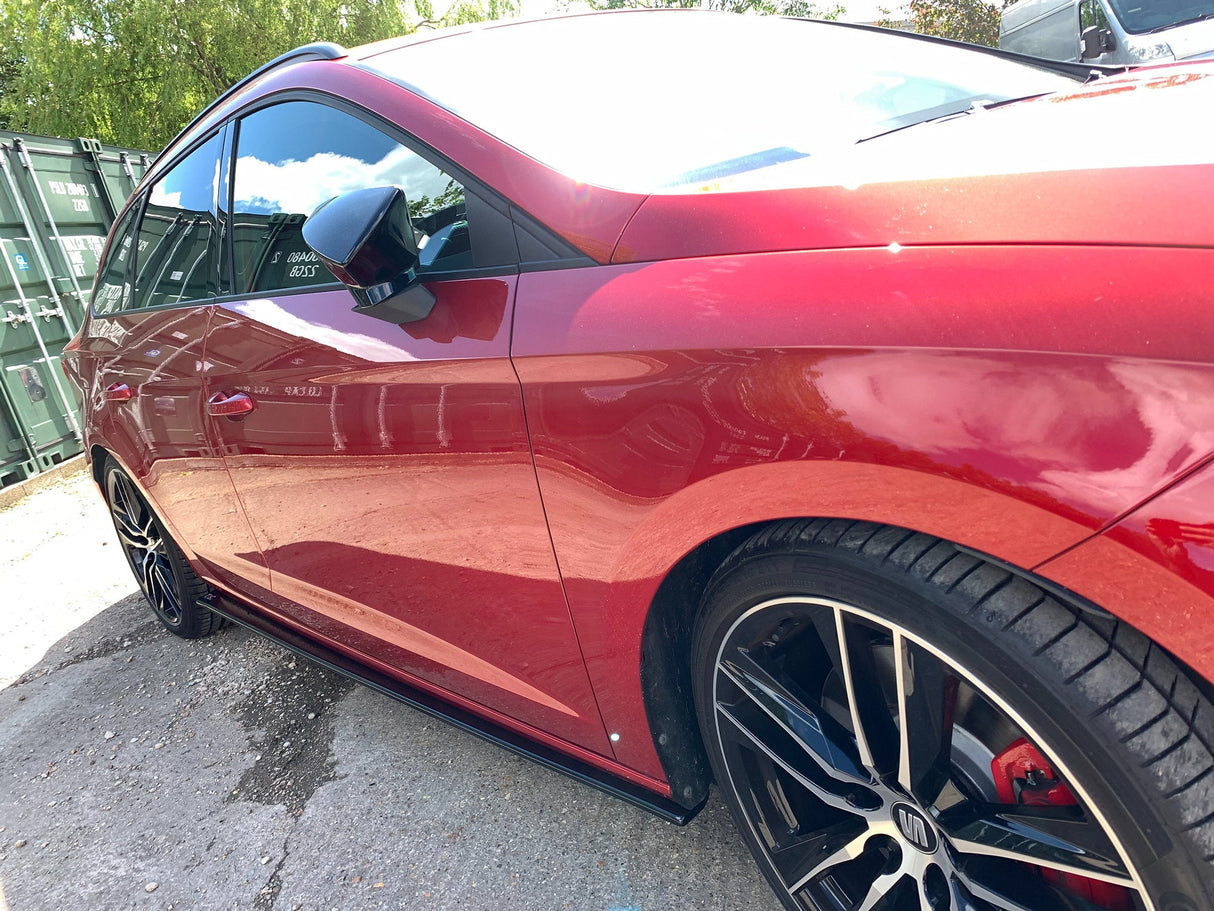 Seat Leon MK3.5 Cupra 5 Door - Side Skirt Splitters