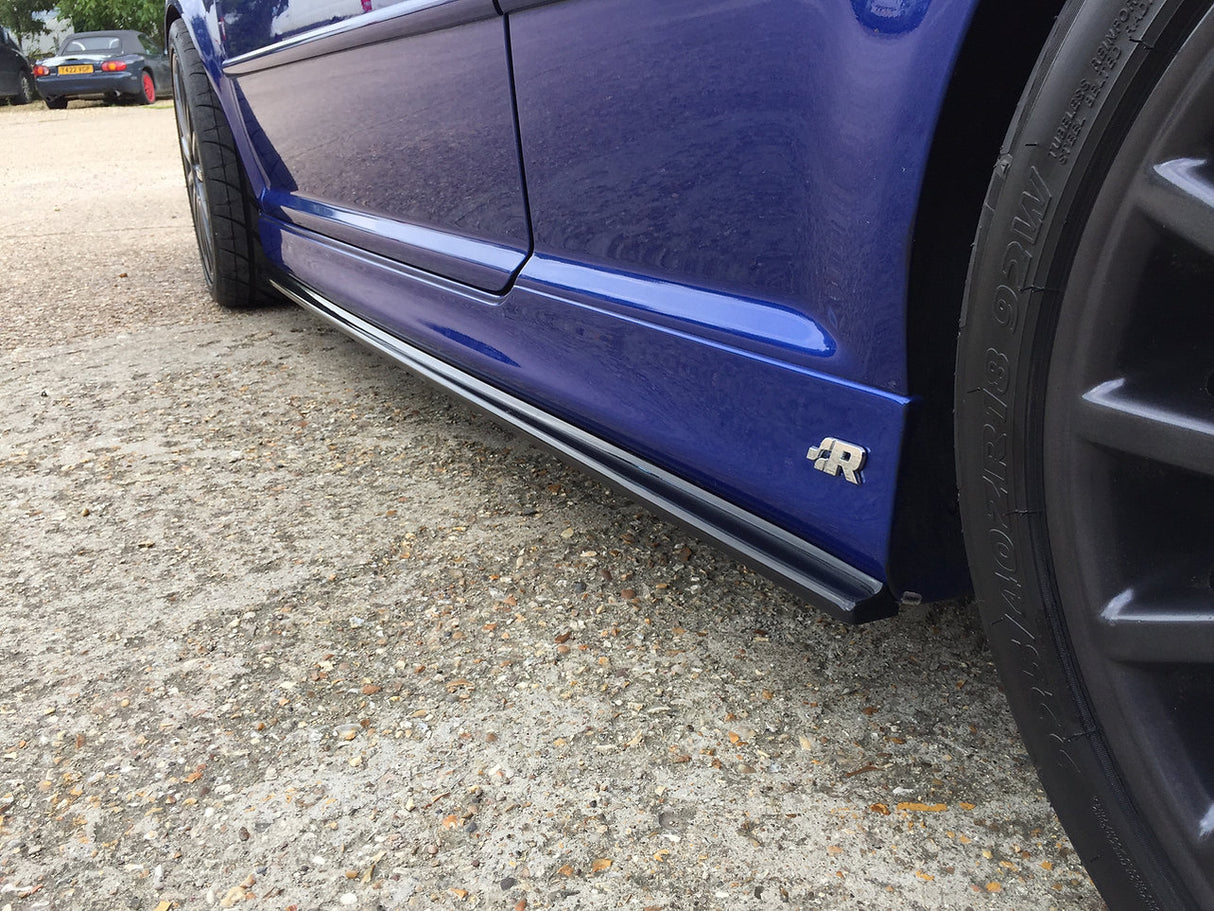 Volkswagen Golf MK4 R32 - Side Skirt Splitters