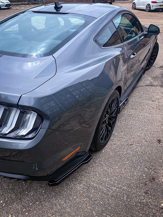 Ford Mustang 5.0L (FL) - Rear Spats