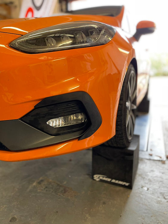 Ford Fiesta MK8 ST / ST-line - Fog Surrounds