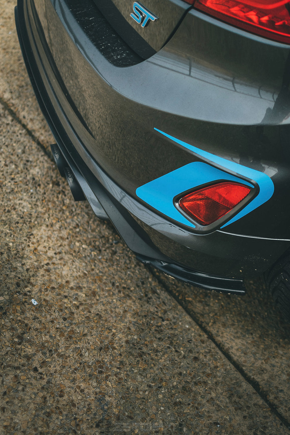 Ford Fiesta MK8 ST - V1 Rear Spats